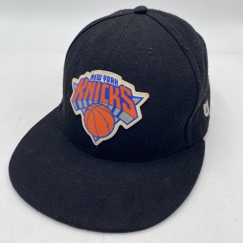 New York Knicks Hat Black SnapBack Cleaned VGC NBA Flat Bill Ultra Game